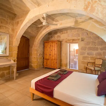 Bezitt Holiday Villa *